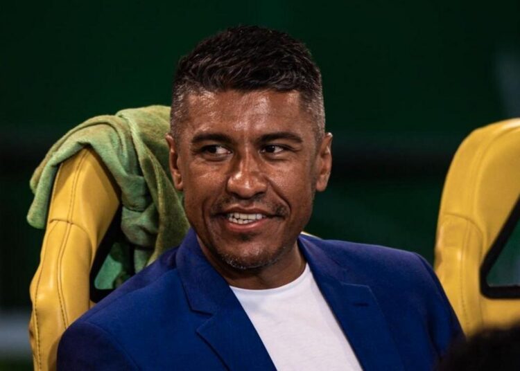 Paulinho durante partida