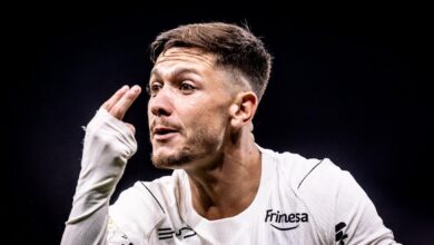 Torcedores do Corinthians no estádio