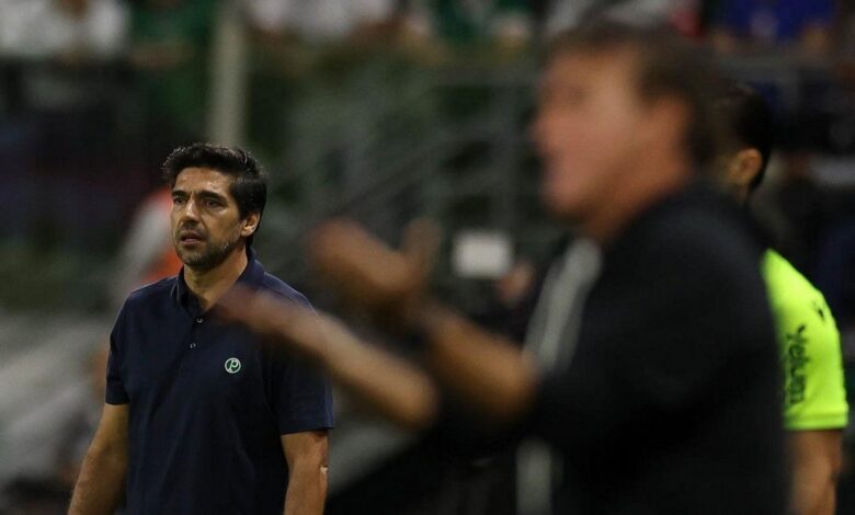 Jogadores do Palmeiras em jogo
