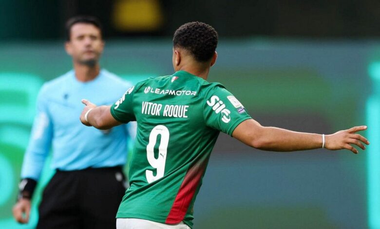 Clássico Palmeiras e Corinthians em jogo decisivo