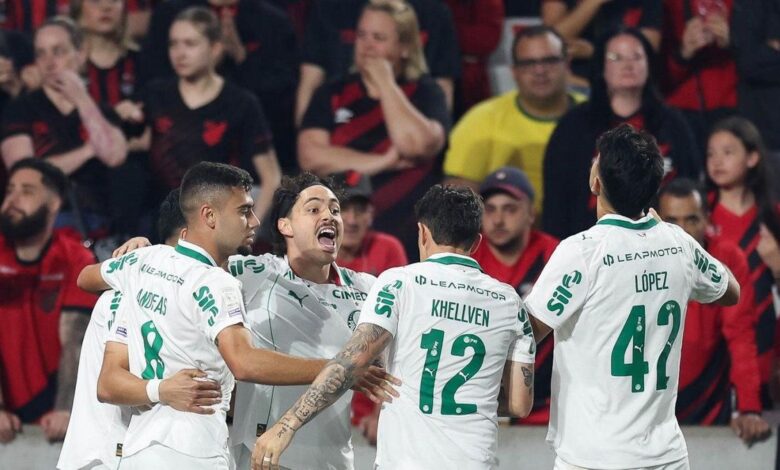 Andreas Pereira em campo