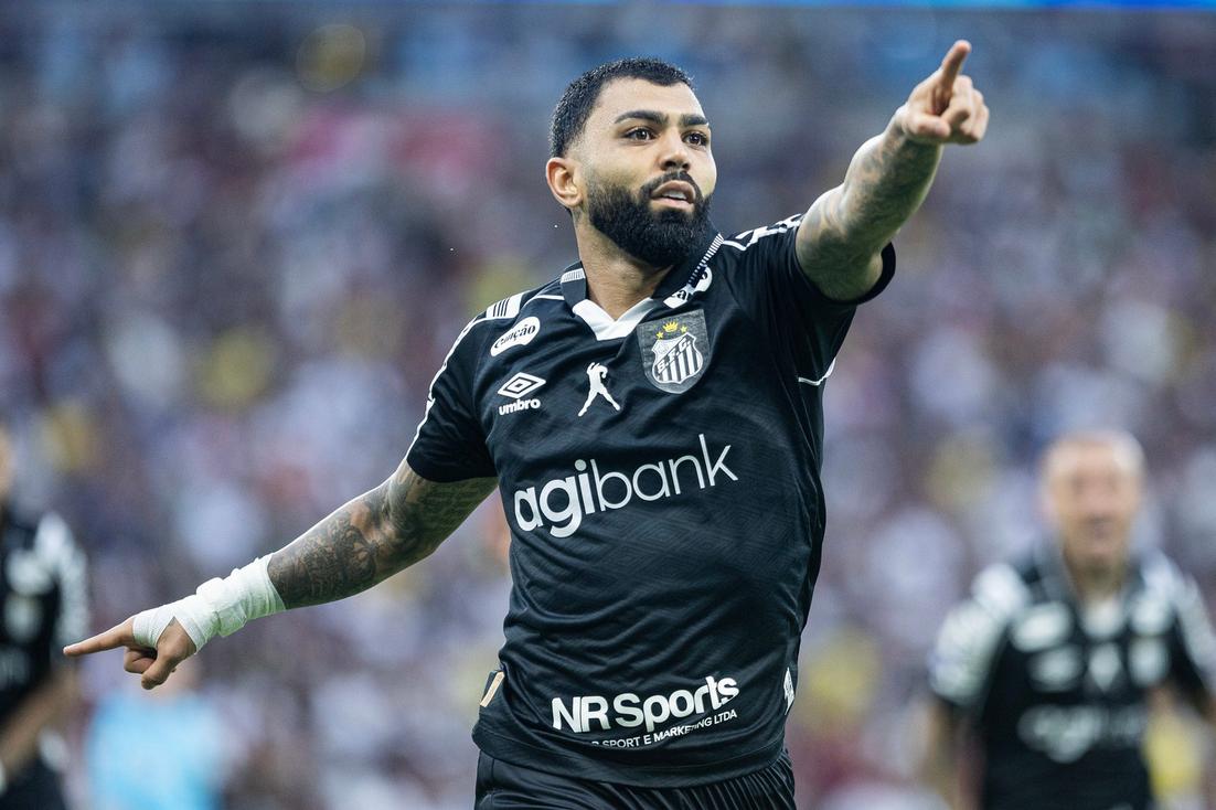 Gabigol durante partida