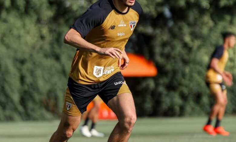 Treino do São Paulo no CT da Barra Funda