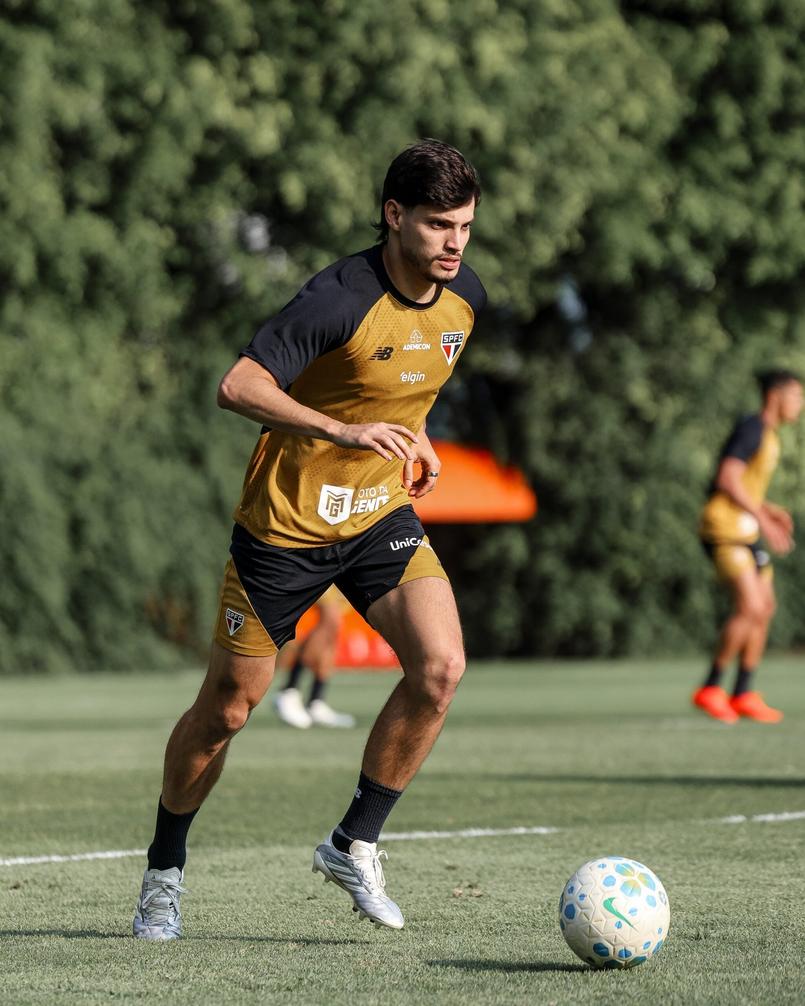 Treino do São Paulo no CT da Barra Funda