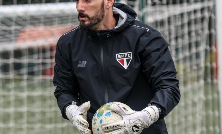 Treino do São Paulo com jovens da base