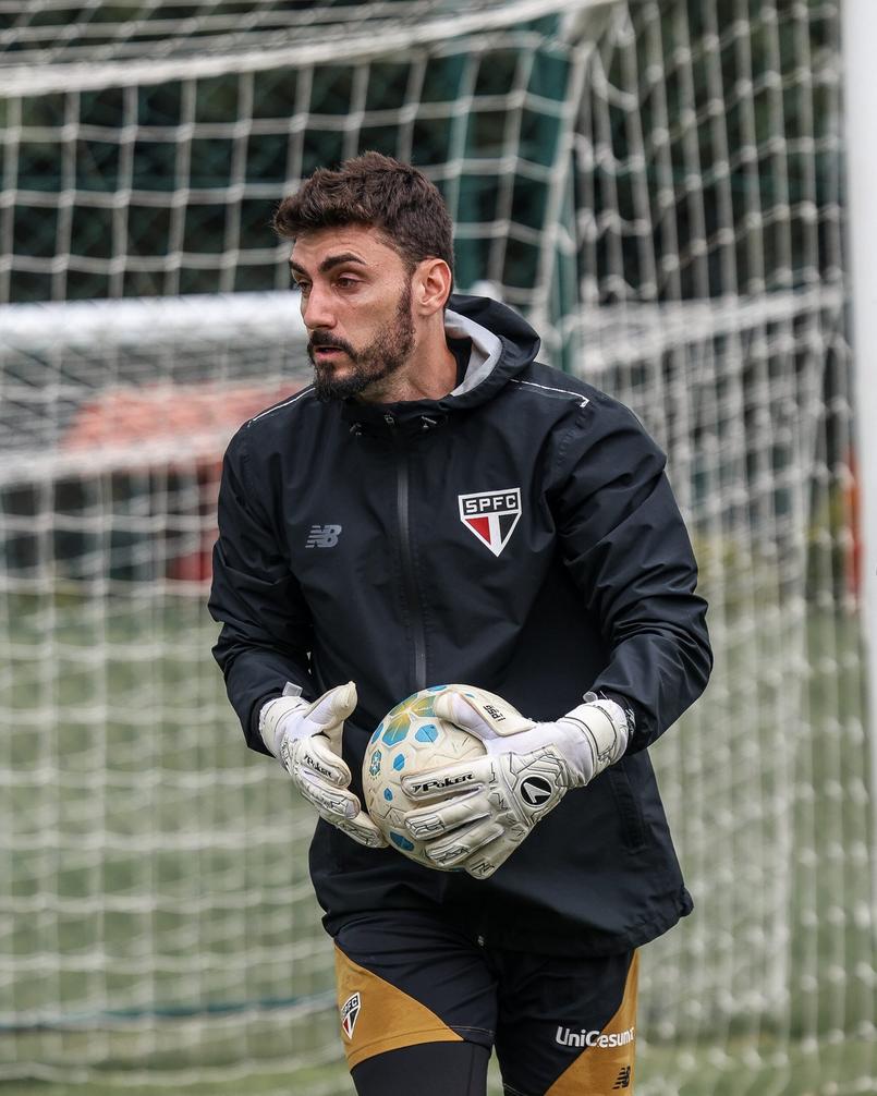 Treino do São Paulo com jovens da base