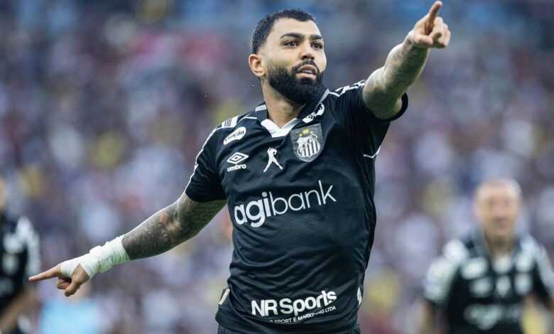 Jogadores do Santos em campo