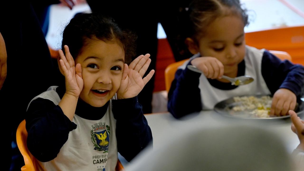 Cardápios especiais na Semana das Crianças em escolas de Campinas