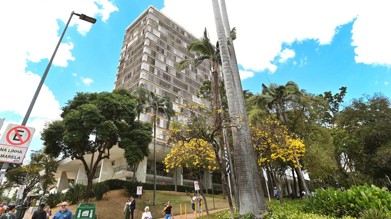 chamamento para implantação de três abrigos com até 20 vagas cada