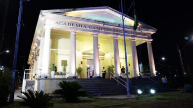Sessão literária em homenagem ao centenário do poeta Paulo Bomfim na Academia Campinense de Letras