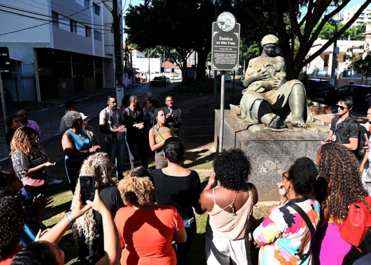 Atividade da Rota Afro no curso de liderança negra