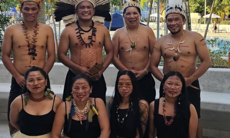 Apresentação com movimentos, sons e tradições ancestrais da cultura Tukano