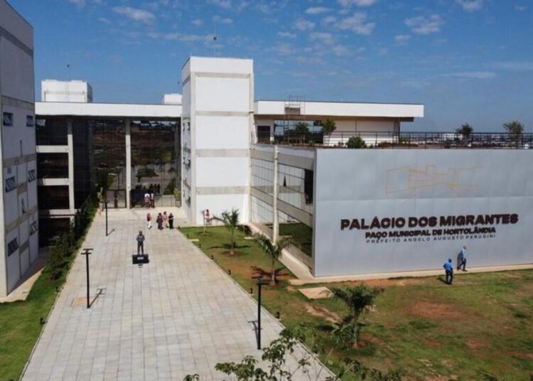 Hortolândia recebe comitiva para conhecer resultado de obras realizadas com financiamento internacional