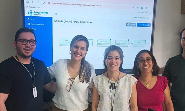 Equipe do Departamento de Ensino, Pesquisa e Saúde Digital conhecendo a nova plataforma
