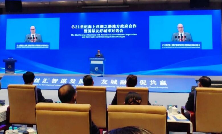 Prefeito participa de evento sobre cooperação entre cidades da Rota Marítima da Seda na China