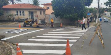 Rua Brigadeiro Faria Lima,  na Vila Real, volta a ter duplo sentido para circulação de veículos
